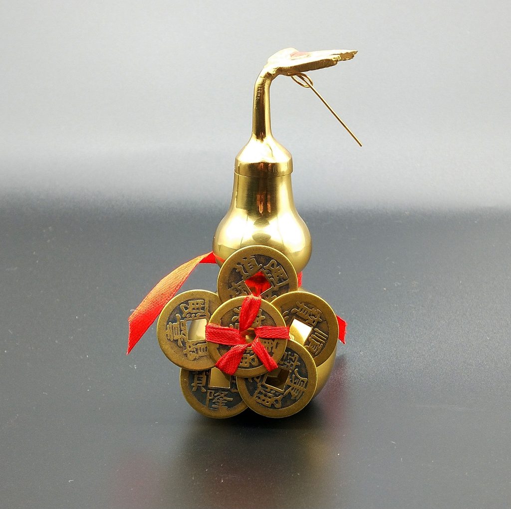 Six Emperors Bronze Gourd 六帝铜葫芦 | TYN Feng Shui Master